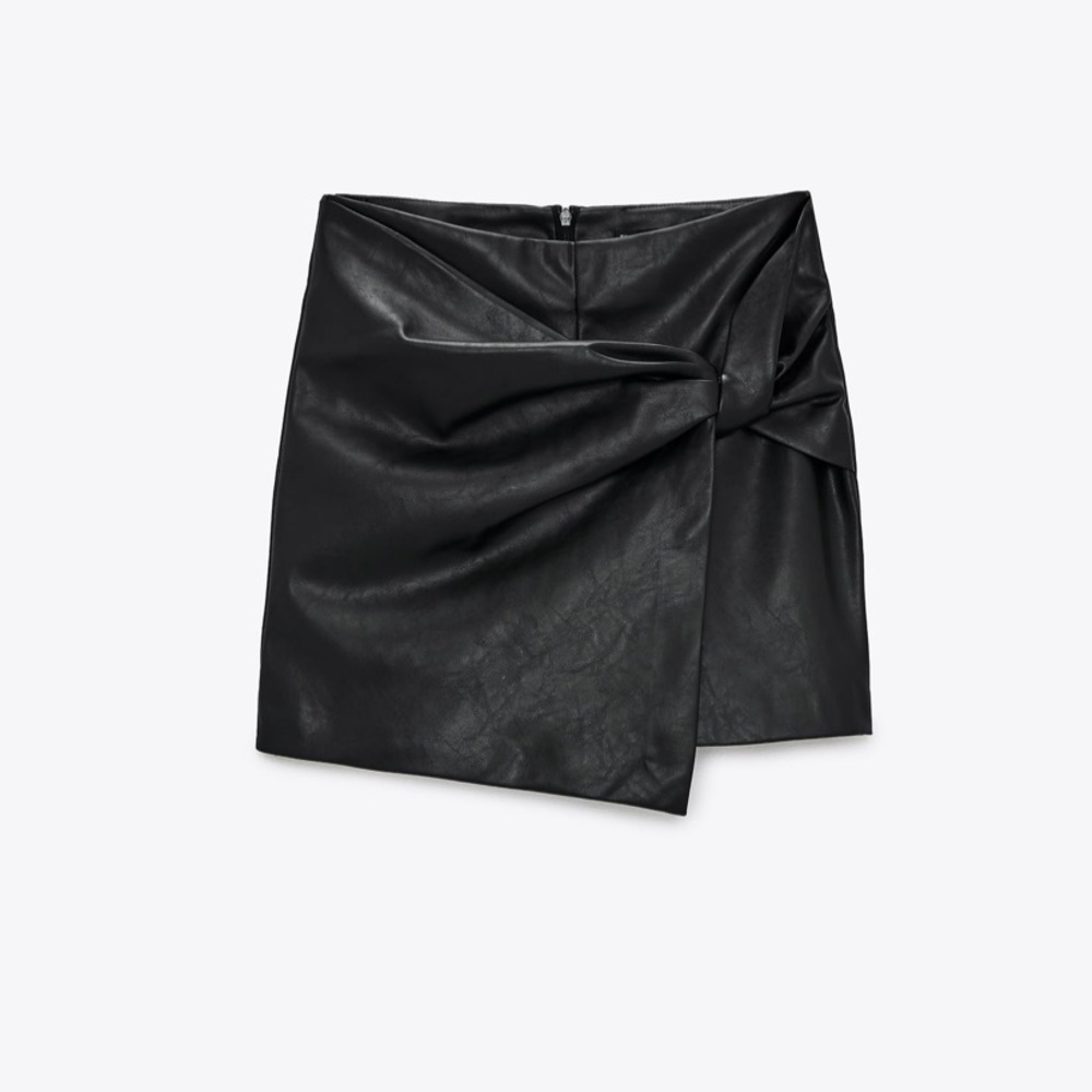 ZARA FAUX LEATHER KNOTTED SKORT